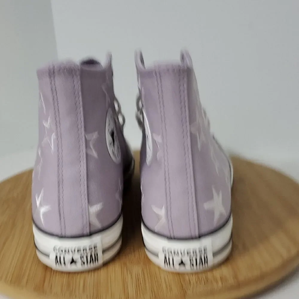 Converse Kids CTAS Hi Sneakers in Thistle Kids 7/ EU 40 NIB